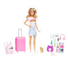 Barbie Seyahatte Bebeği ve Aksesuarları FWV25