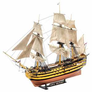 Revell 1:225 Battle of Trafalgar Model Gemi Seti  5767