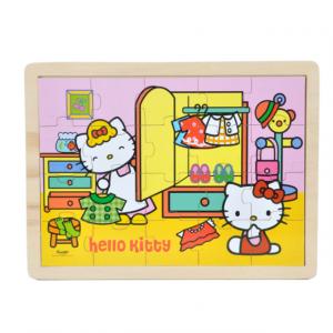 Hello Kitty Evde Ahşap Puzzle 20 Parça
