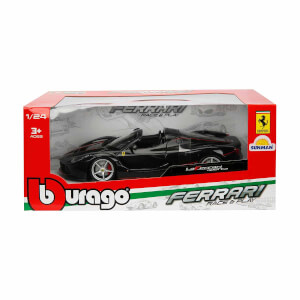 1:24 Ferrari Model Araba