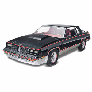 Revell 1:25 1983 Hurst Oldsmobile VSA14317