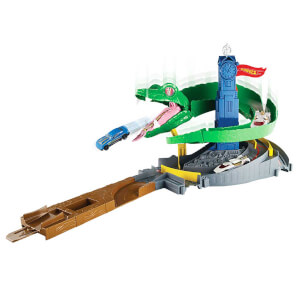 Hot Wheels Yılan Geçidi Oyun Seti FNB20