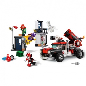 LEGO Batman Movie Harley Quınn Top Saldırısı 70921