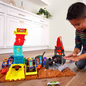 Hot Wheels Monster Trucks Arenada Yarı Final Setleri HNB92