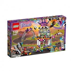 LEGO Friends Büyük Yarış Günü 41352