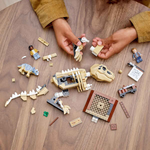 LEGO Jurassic World T.Rex Dinozor Fosili Sergisi 76940