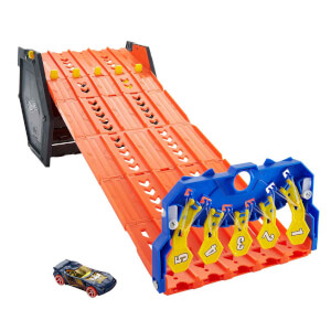 Hot Wheels Kıvrılan Yarış Pisti GYX11
