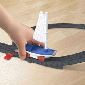 Thomas & Friends Thomas ve Skiff Açılır Köprü Macerası Seti GWX09