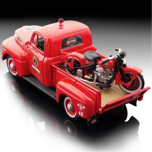 1:27 Maisto Ford F-1 Pick-Up 1948 Model Araba
