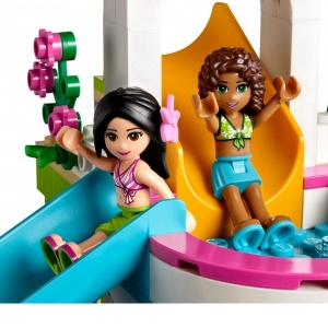 LEGO Friends Heartlake Yaz Havuzu 41313