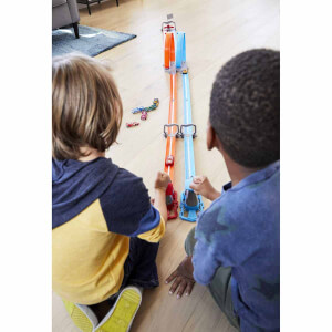 Hot Wheels Çift Çemberde Depar Pist Seti GFH85