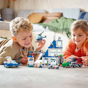 LEGO City Polis Merkezi 