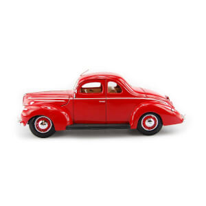 1:18 Maisto Ford Deluxe Tudor 1939 Model Araba