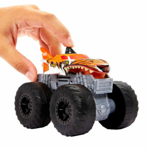 Hot Wheels Monster Trucks Kükreyen Arabalar Serisi HDX60