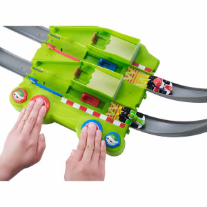 Hot Wheels Mario Kart Çılgın Dönüş Parkuru Seti GCP27