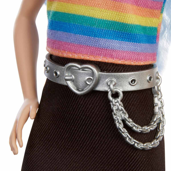 Barbie Büyüleyici Parti Bebekleri GRB61