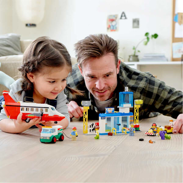 LEGO City Airport Merkez Havaalanı 60261