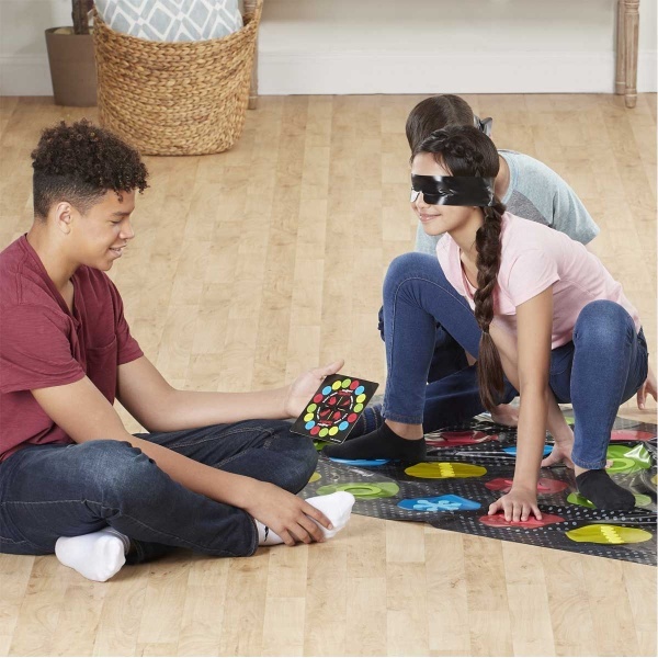 Blindfolded Twister E1888