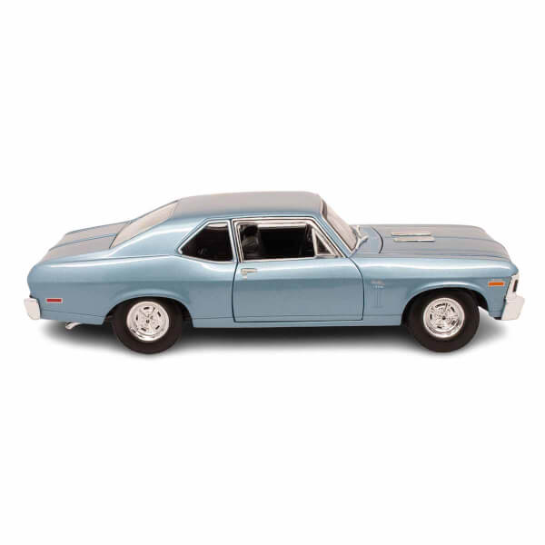 1:18 Maisto Chevrolet Nova SS Coupe 1970 Model Araba