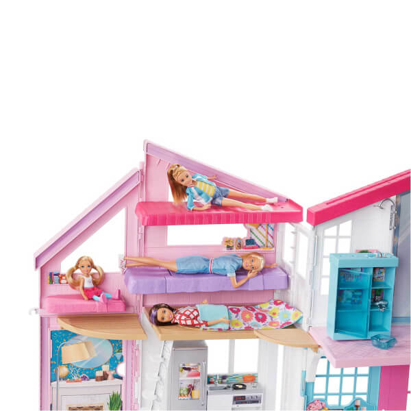Barbie'nin Muhteşem Malibu Evi