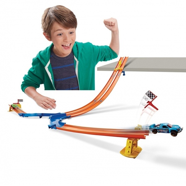 Hot Wheels Motor Yarışçıları 3in1 Oyun Seti