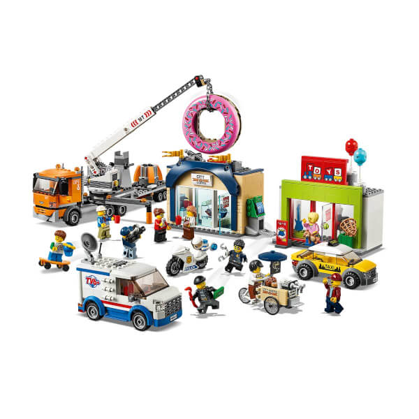 LEGO City Town Donut Dükkanı Açılışı 60233