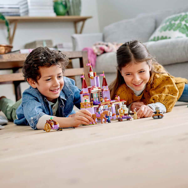 LEGO Disney Princess Güzel ve Çirkin’in Kalesi 43196