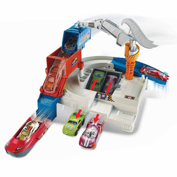 Hot Wheels Efsanevi Macera Serisi GGF89