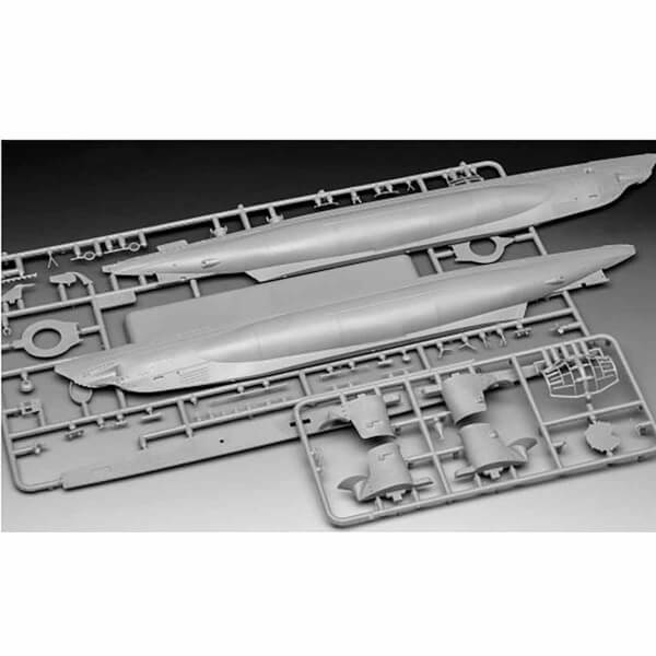 Revell 1:144 German Submarine Type IIB (1943) Denizaltı VSG05155