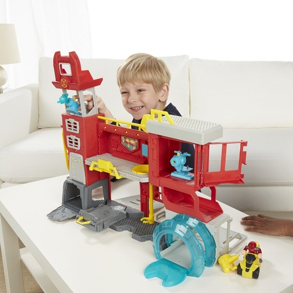 Transformers Rescue Bots Dev İtfaiye Merkezi