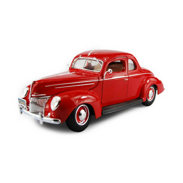 1:18 Maisto Ford Deluxe Tudor 1939 Model Araba